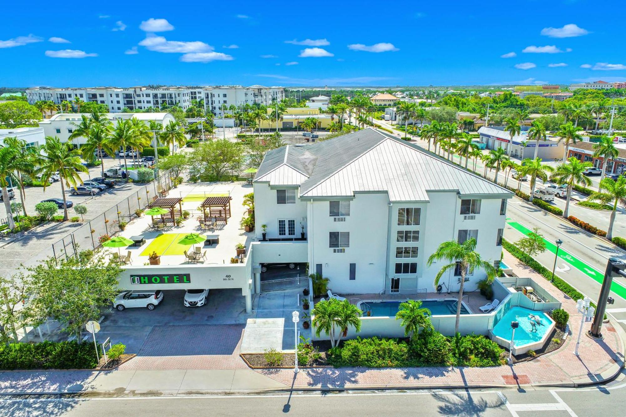 那不勒斯中央公园酒店 North North Naples 外观 照片