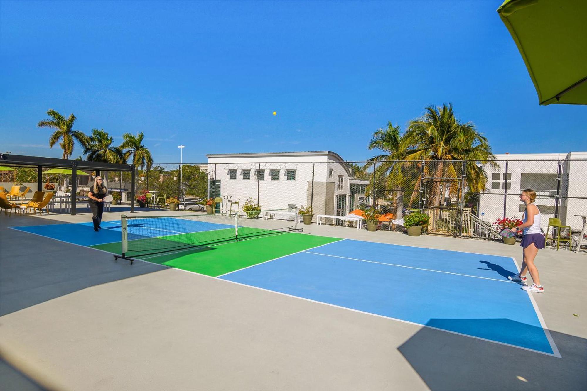 那不勒斯中央公园酒店 North North Naples 外观 照片